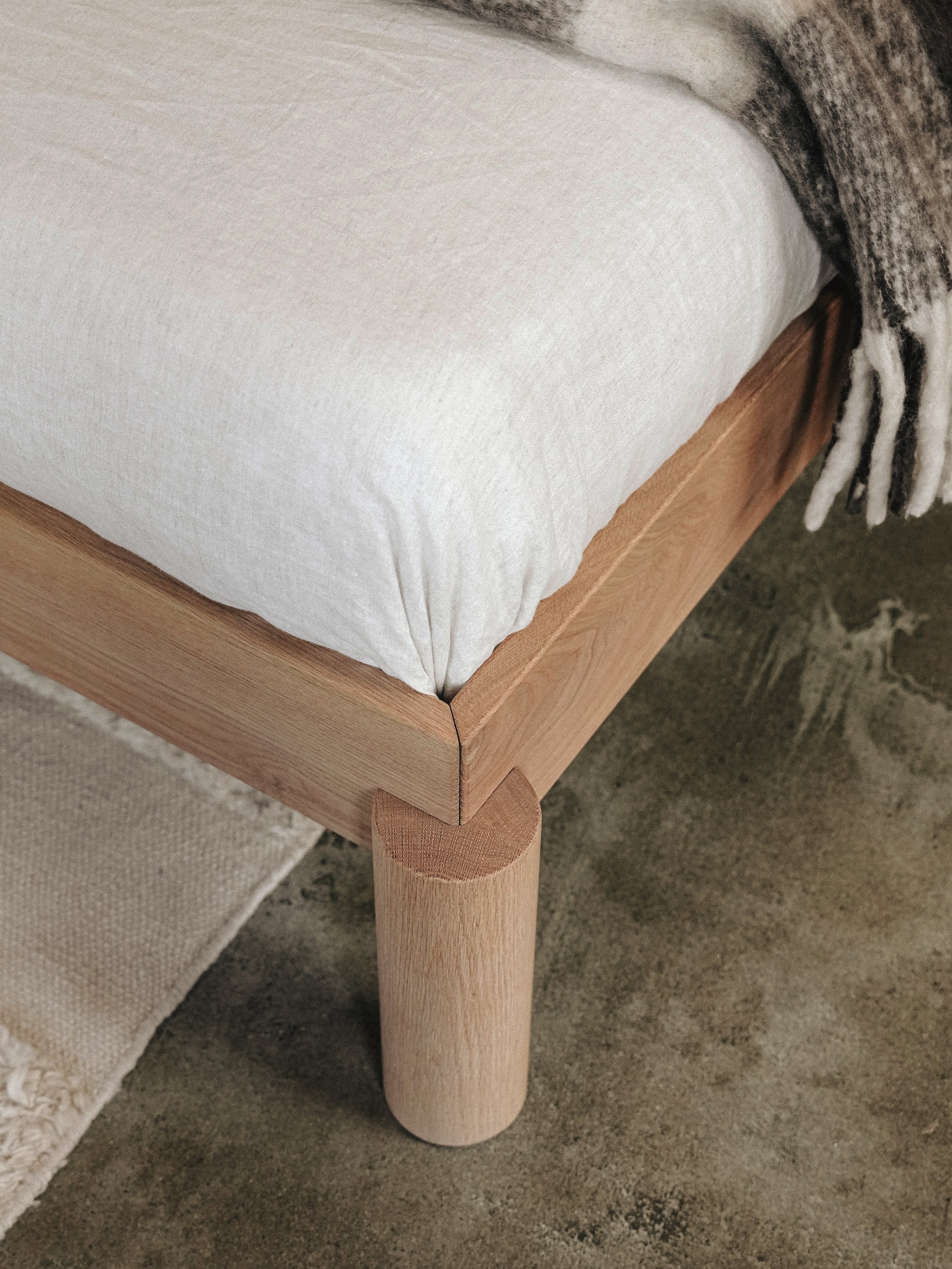 18° Bed | Oak Natural - Outlet